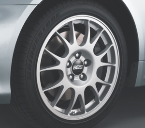 Aluminum wheel (BBS/18 inch) (FR RR commonness)