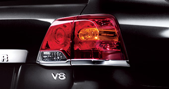 Rear lamp garnish