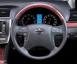Wood pitch steering wheel (Chaki eye)