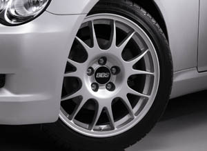 Aluminum wheel (BBS/18 inch) (FR RR commonness)
