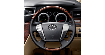 Wood pitch steering wheel