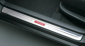 Scuff plate