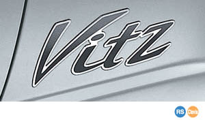 Side emblem (one point stripe)