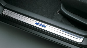 Scuff plate