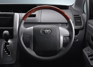 Wood pitch steering wheel