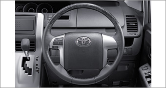 Wood pitch steering wheel