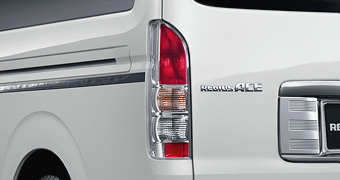 Clear combination lamp (rear exchange system)