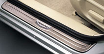 Scuff plate