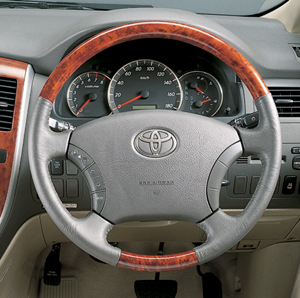 Wood pitch steering wheel