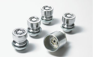 Reverse key wheel nut