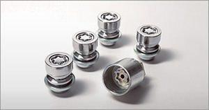 Reverse key wheel nut