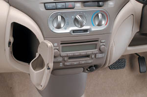 Instrument panel box lid