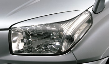 Headlight garnish