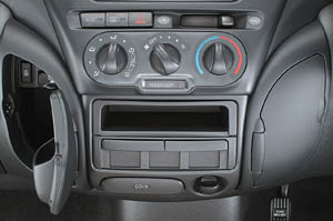 Instrument panel box lid