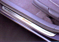 Scuff plate