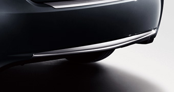 Rear bumper garnish (plating)