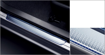 Scuff plate