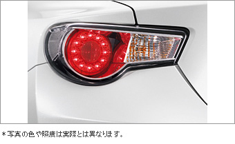 Make-up rear combination lamp